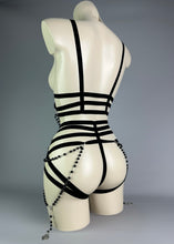 Cargar imagen en el visor de la galería, ZANZIBAR BLACK - Lace Set with Clip On Beads