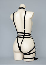 Charger l'image dans la galerie, BOLEYN - Beaded Black Lace Bodycage with Crystal Heart Brooch