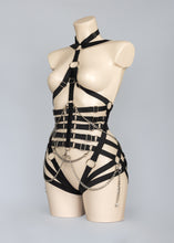 Charger l'image dans la galerie, IPSARION - Buckle Strap & Chains Bodycage