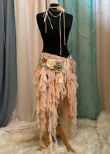 Cargar imagen en el visor de la galería, GHOST DANCE - Tulle &amp; Flower Fairy Overskirt Belt
