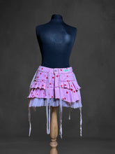 Cargar imagen en el visor de la galería, CHERRY BOMB - Pink &amp; Red Heart Dollette Skirt - UK 10/ US 6
