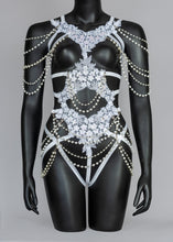 画像をギャラリービューアに読み込む, IMMORTALIA - White Lace &amp; Pearl String Bodycage
