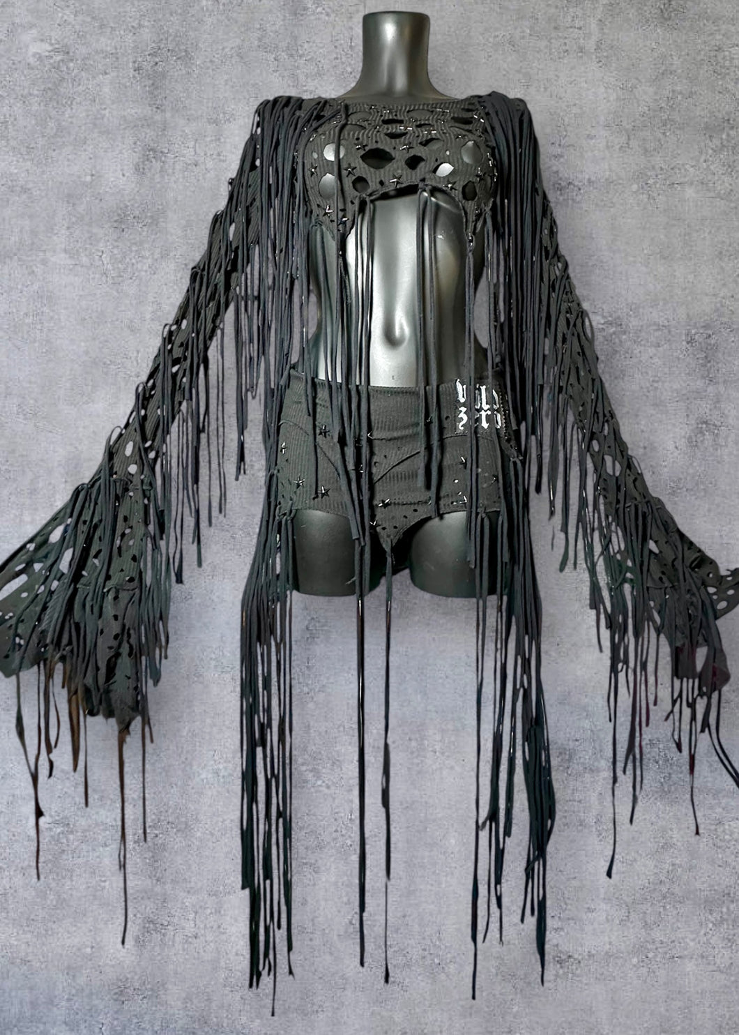 VAGABOND - *Made to Order* Black Wasteland Set