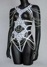 Charger l&#39;image dans la galerie, IMMORTALIA - White Lace &amp; Pearl String Bodycage
