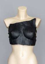 Cargar imagen en el visor de la galería, HOWL - Couture Black Bustier Corset
