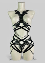 Load image into Gallery viewer, ZANZIBAR BLACK - Lace Set with Clip On Beads
