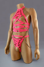 Load image into Gallery viewer, *RTS WARRIOR - Unisex Chunky Pink Harness Set UK 12-14/ Chest 40&quot;

