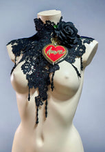 Cargar imagen en el visor de la galería, AMORE - Black Lace &amp; Crystal Beaded Collar

