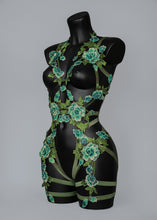 Cargar imagen en el visor de la galería, PERSEPHONE FOREST - Green Lace Goddess Bodycage
