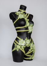 Cargar imagen en el visor de la galería, SUGAR MINT - Sequin &amp; Bead Lace Cage Bralette
