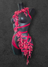 Charger l'image dans la galerie, ALCHEMY - Red Lace &amp; Crystal Bodycage *Ready to Ship* UK 10-12/US 6-8/EU 38-40
