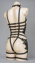Cargar imagen en el visor de la galería, MAGIE NOIRE - Couture Black Beaded Lace Bodycage
