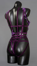 Charger l&#39;image dans la galerie, TEMPLEHEAD - Purple Flower &amp; Leaf Bodycage

