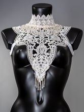 Cargar imagen en el visor de la galería, SANCTUARY - Ivory 3 Piece Fringed Lace Top Epaulettes
